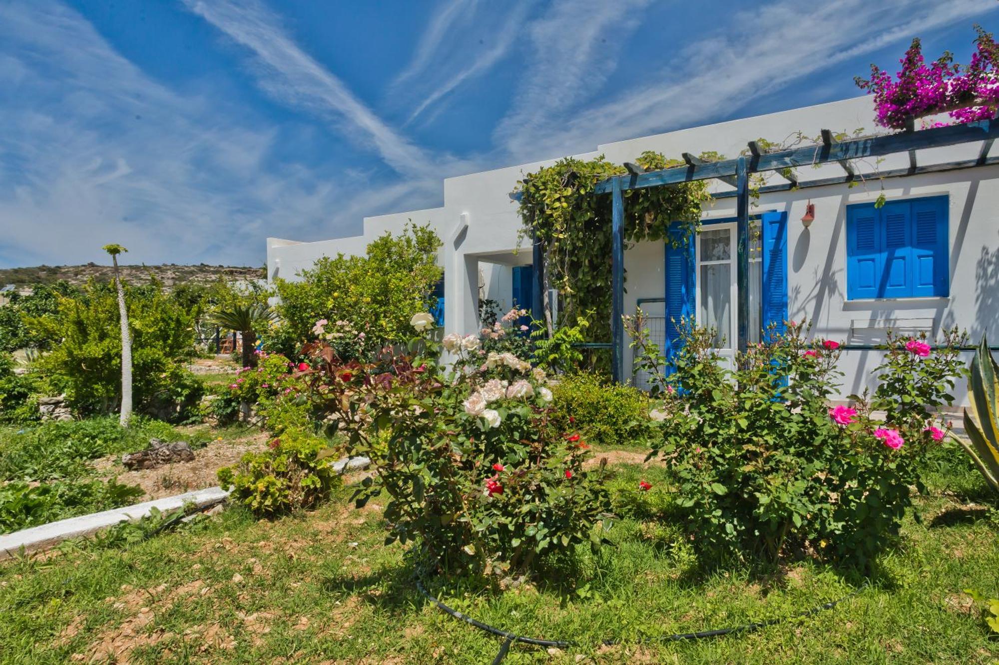 Pleiades Apartments Lefkos  Exterior photo