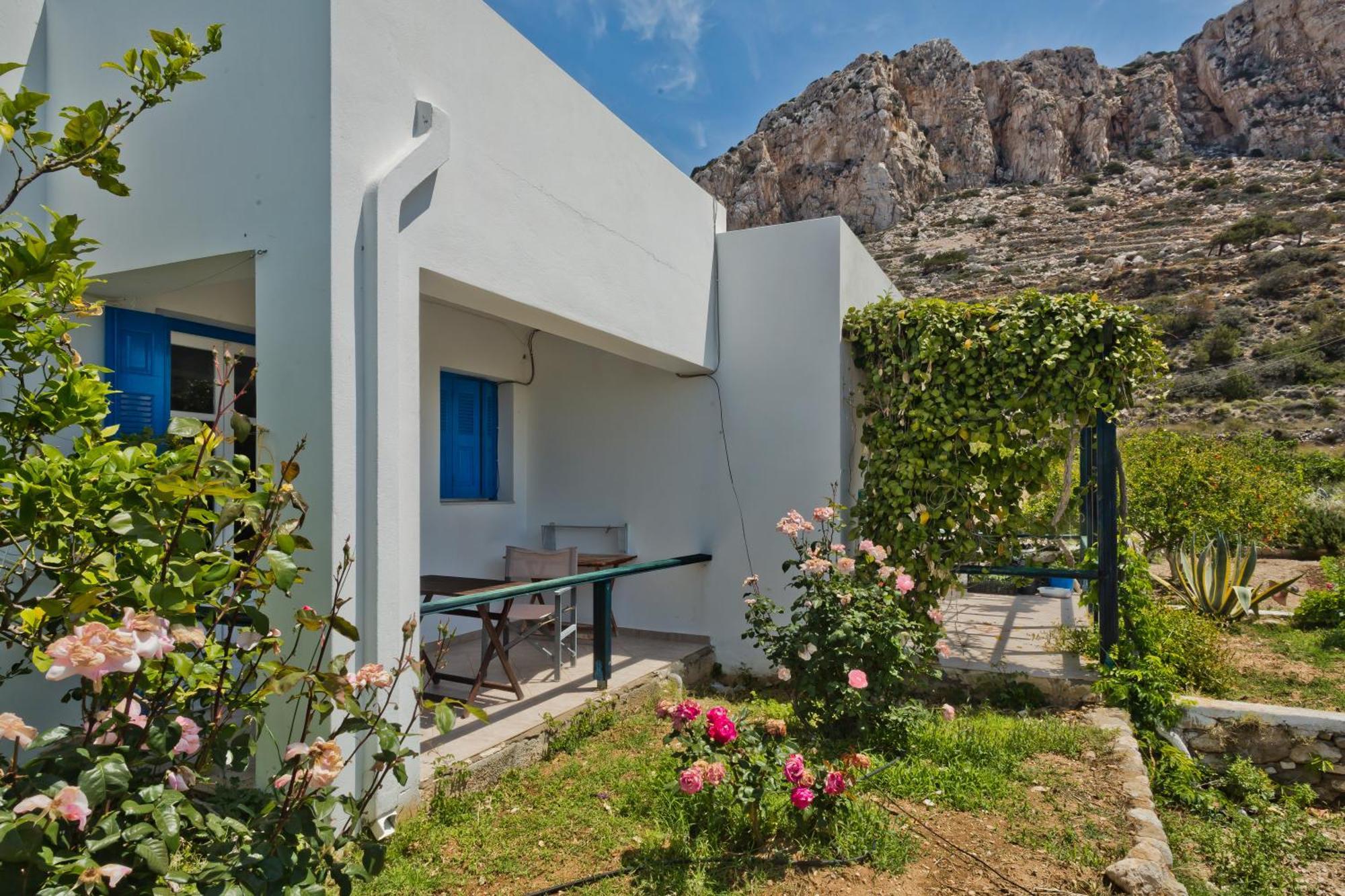 Pleiades Apartments Lefkos  Exterior photo